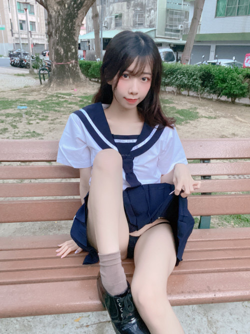 f92acfb7-534e-44c0-a9af-27b2f7994b06.jpg